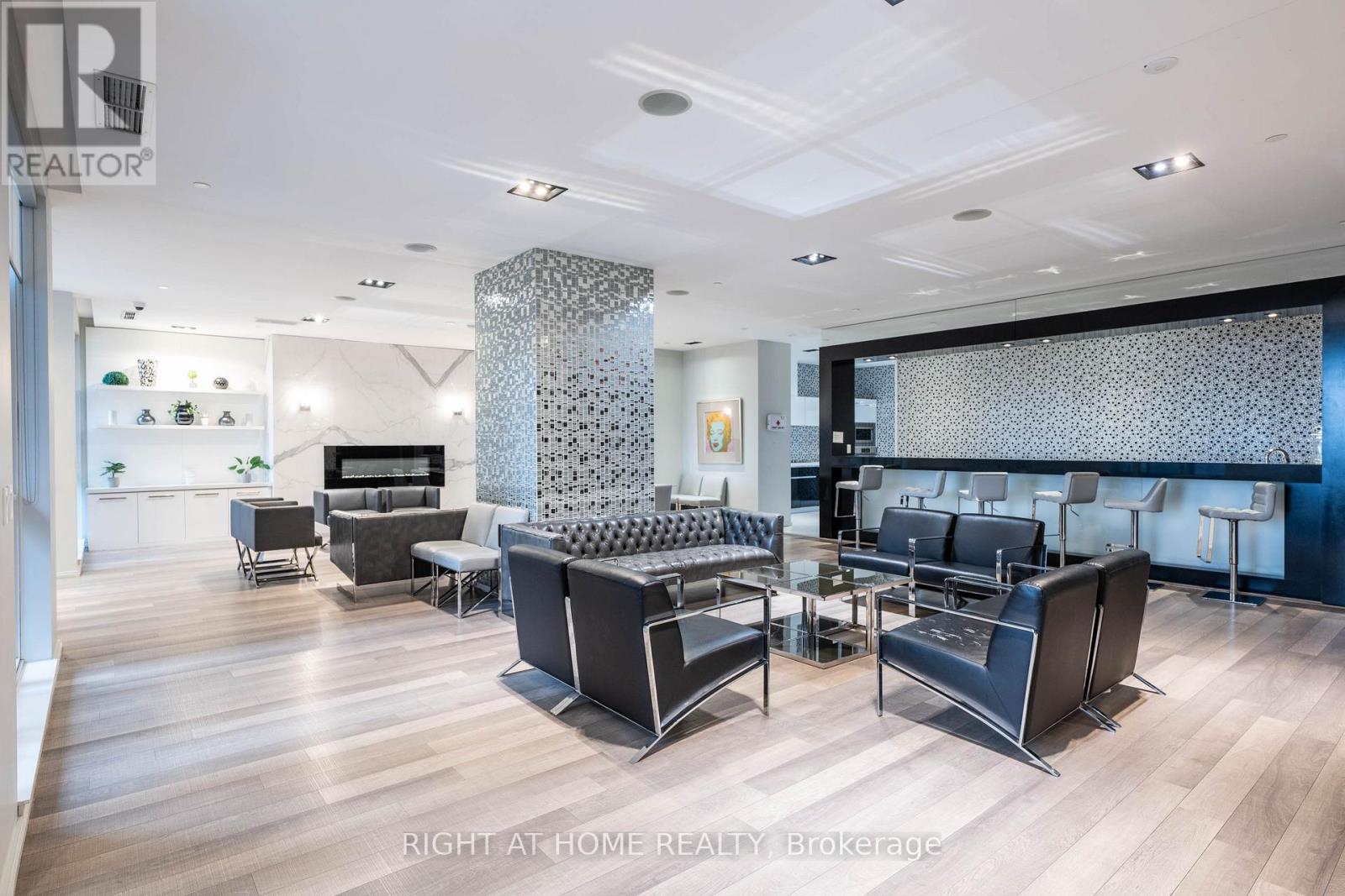 4006 - 56 Annie Craig Drive, Toronto, Ontario  M8V 0C8 - Photo 23 - W12913114