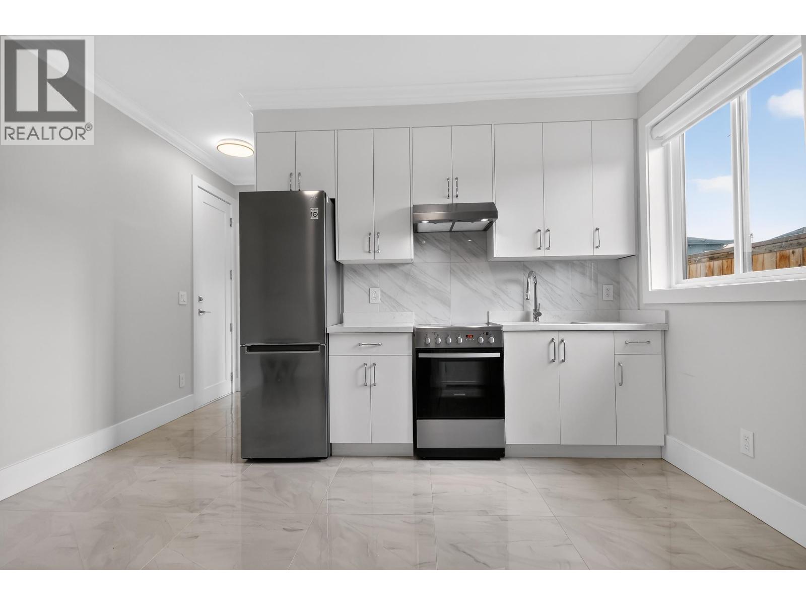 Ground 7588 Armstrong Street, Richmond, British Columbia  V6Y 2S6 - Photo 4 - R3102131