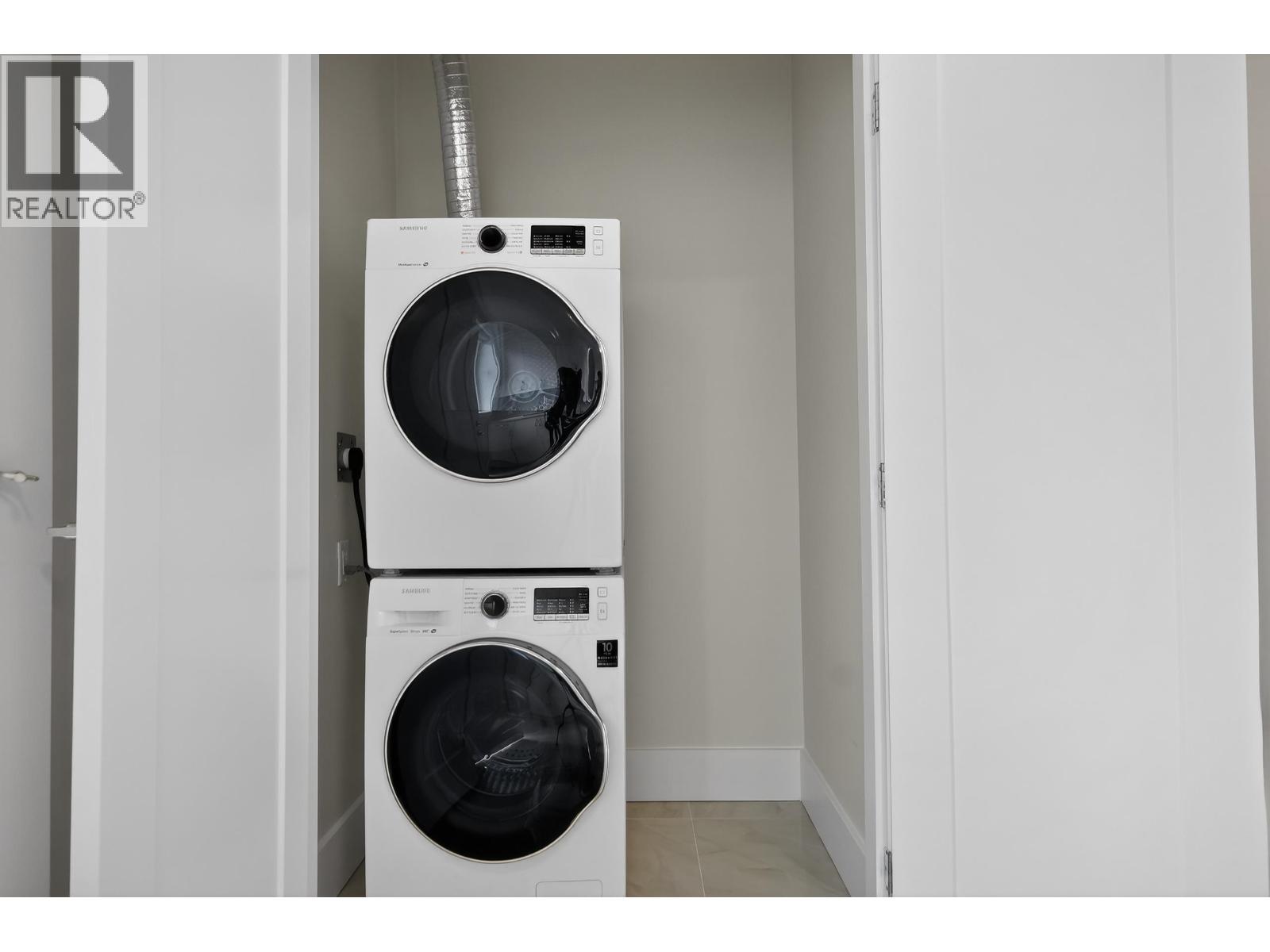 Ground 7588 Armstrong Street, Richmond, British Columbia  V6Y 2S6 - Photo 13 - R3102131