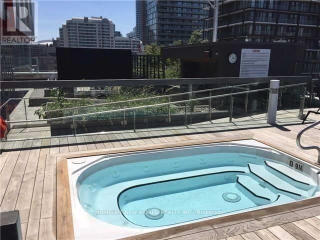 2703 - 318 Richmond Street W, Toronto, Ontario  M5V 1X2 - Photo 21 - C12899884