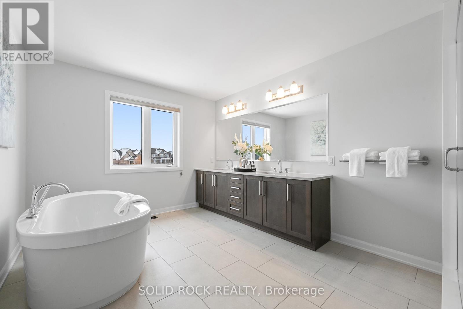 42 Conch Way, Ottawa, Ontario  K4M 0M4 - Photo 24 - X12933628