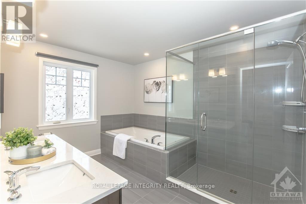 396 Huntsville Drive, Ottawa, Ontario  K2T 0H6 - Photo 17 - X12933630