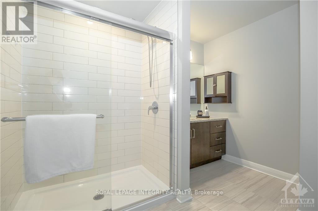 396 Huntsville Drive, Ottawa, Ontario  K2T 0H6 - Photo 21 - X12933630