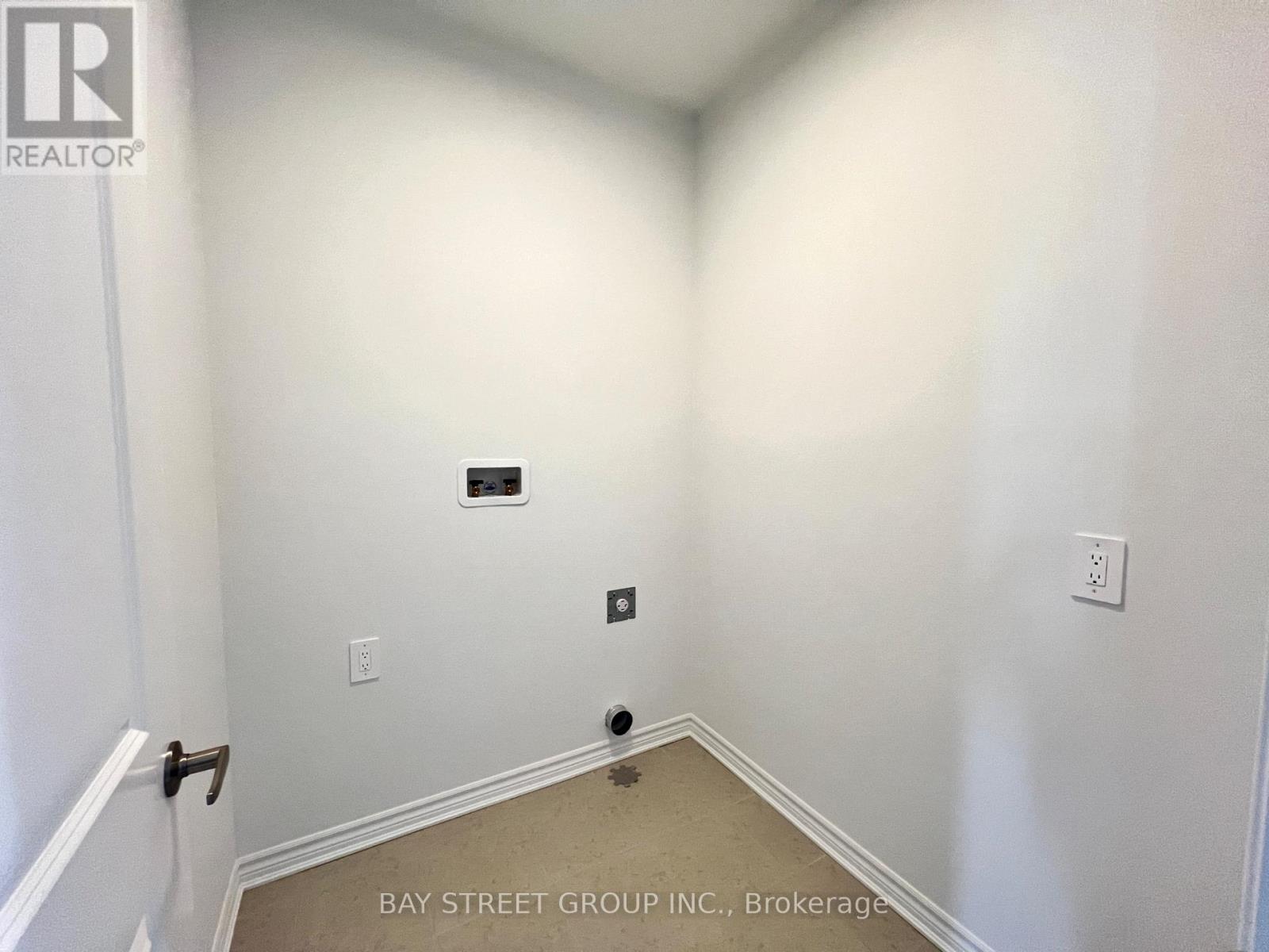 127 Leslie Richard Street, Markham, Ontario  L6C 3S9 - Photo 17 - N12933634