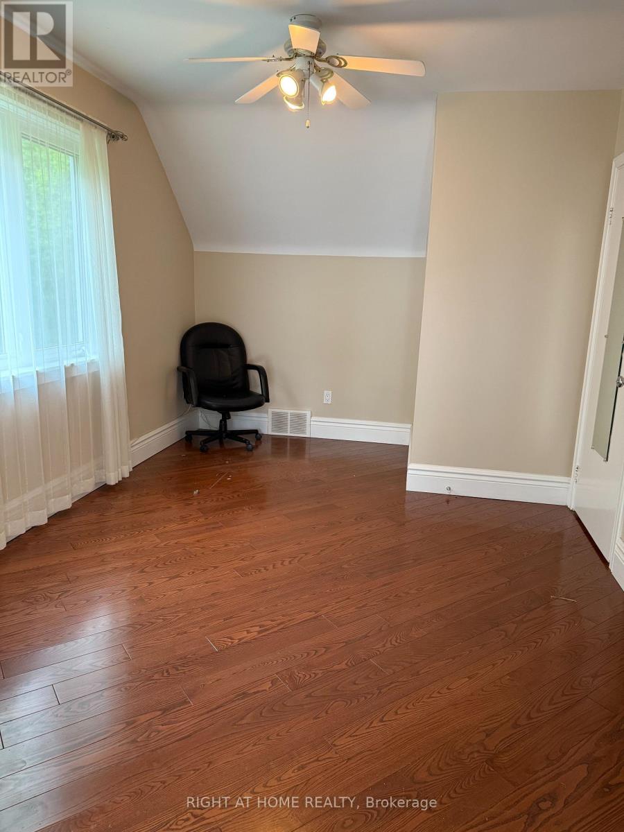 8421 Creditview Road, Brampton, Ontario  L6Y 0G7 - Photo 11 - W12933614