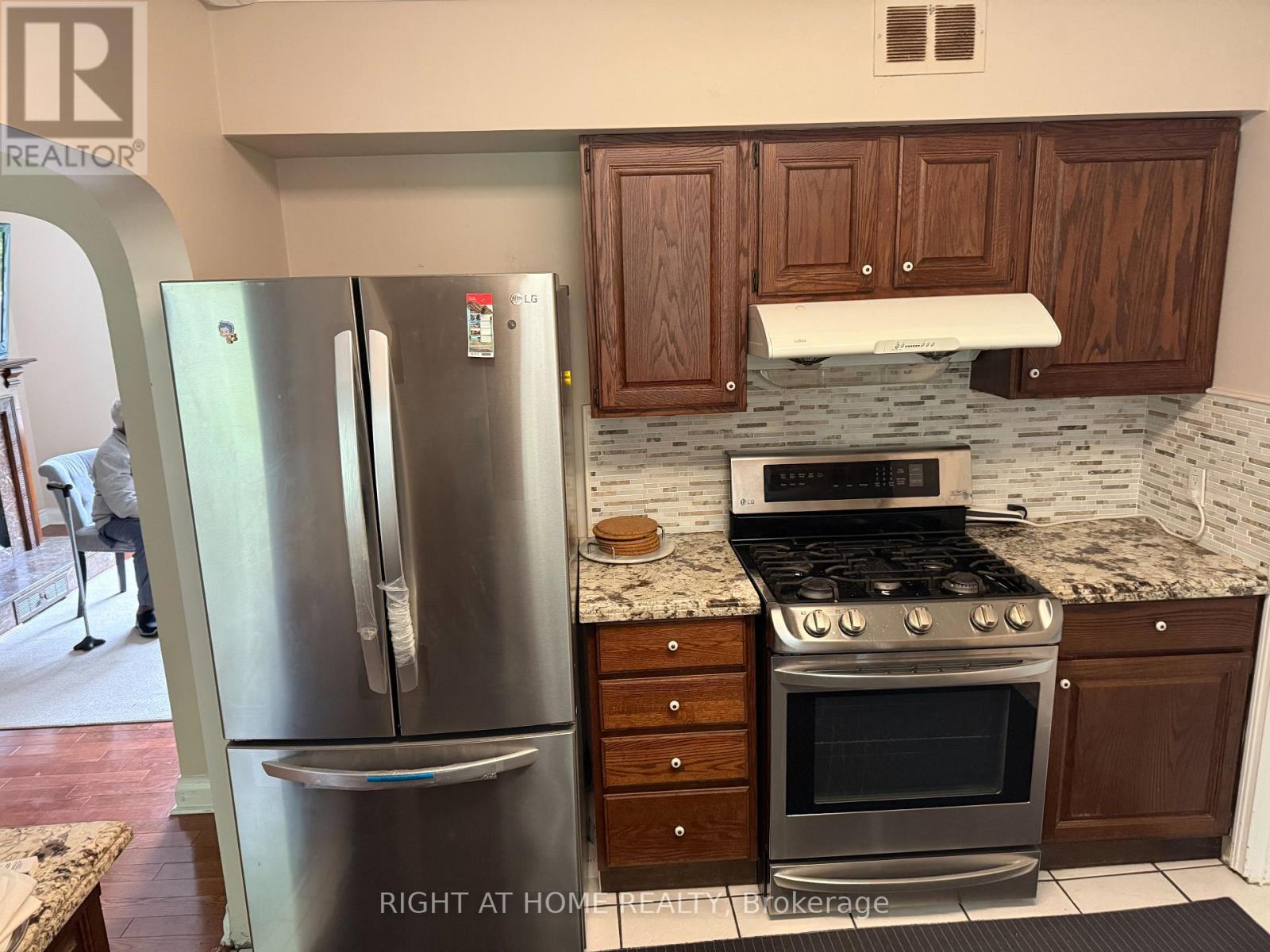 8421 Creditview Road, Brampton, Ontario  L6Y 0G7 - Photo 21 - W12933614