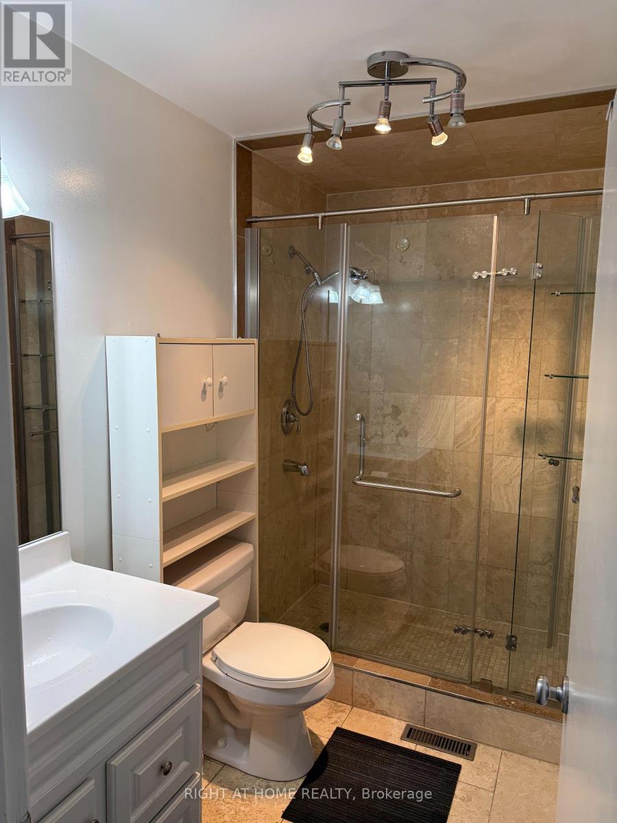 8421 Creditview Road, Brampton, Ontario  L6Y 0G7 - Photo 8 - W12933614