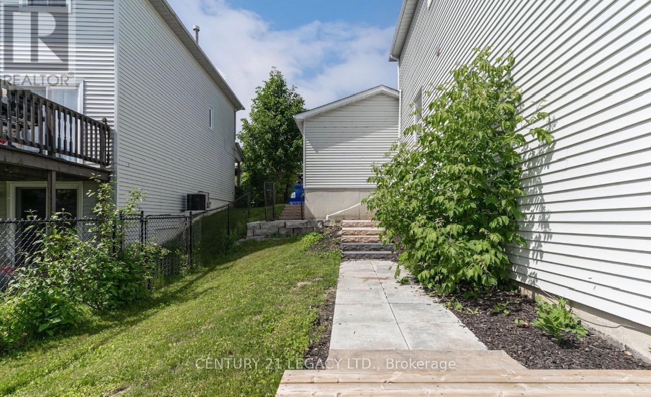 Lower - 339 Lewis Drive, Orangeville, Ontario L9W 4P8 - Photo 9 - W12933638