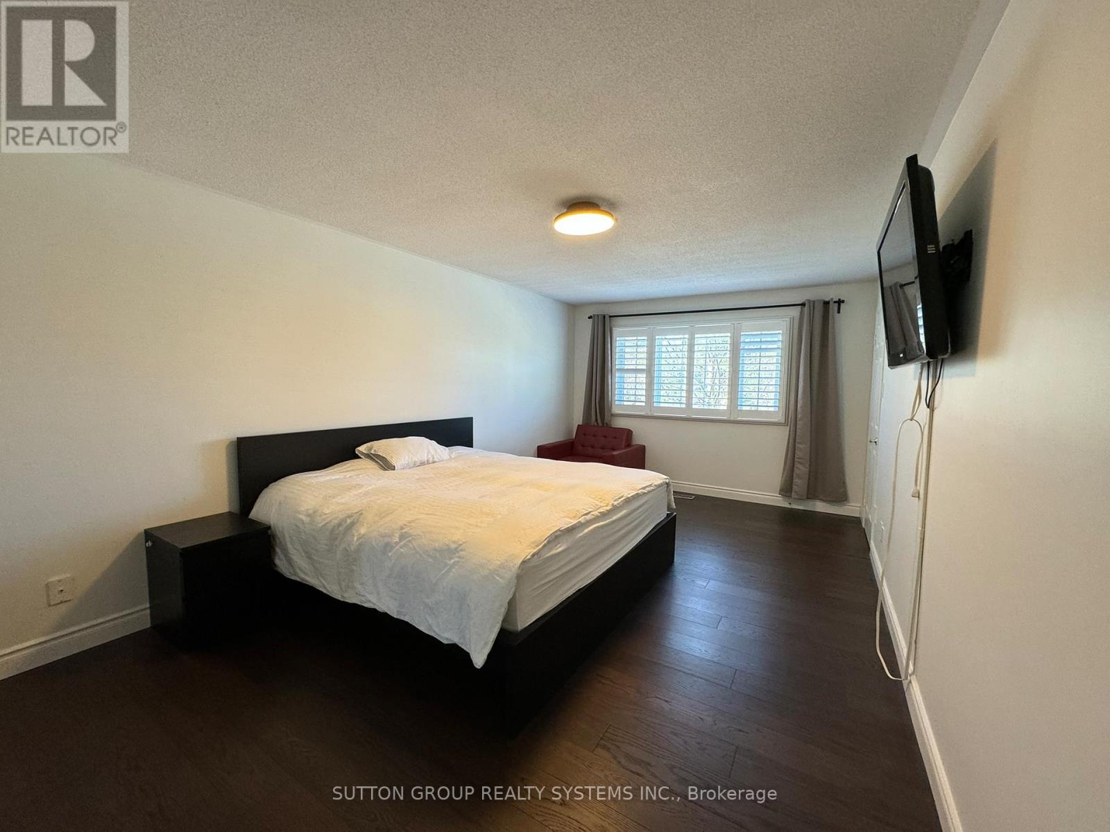 Upper - 1232 Bonnybank Court, Oakville, Ontario  L6M 1V7 - Photo 18 - W12933644