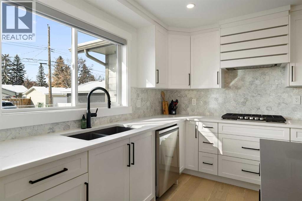 523 Athlone Road Se, Calgary, Alberta  T2H 1V8 - Photo 14 - A2296410