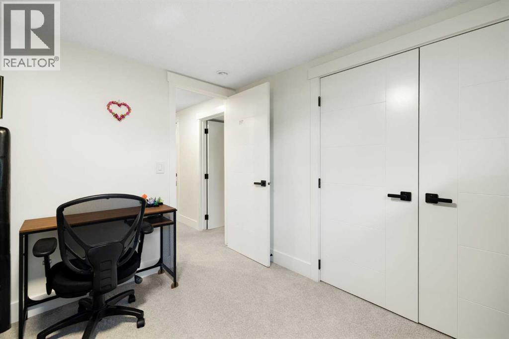 523 Athlone Road Se, Calgary, Alberta  T2H 1V8 - Photo 38 - A2296410