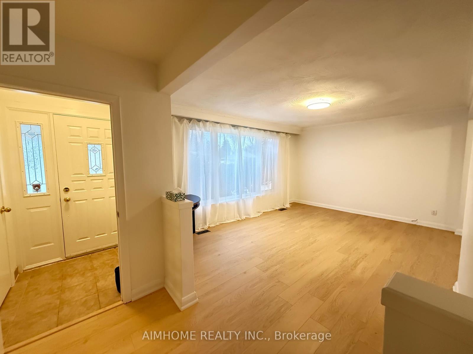 2 Khartoum Avenue, Toronto (Eglinton East), Ontario  M1K 3X9 - Photo 14 - E12933650
