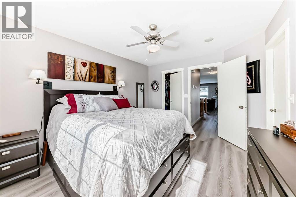 232 Deschner Close, Red Deer, Alberta  T4R 3C2 - Photo 13 - A2295552