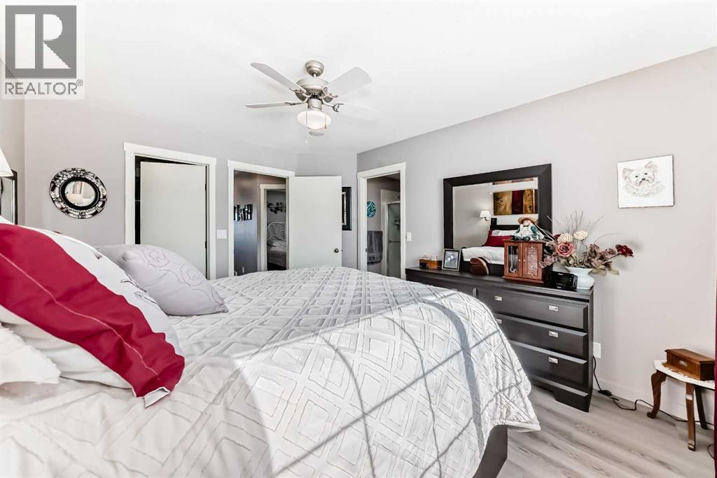 232 Deschner Close, Red Deer, Alberta  T4R 3C2 - Photo 14 - A2295552