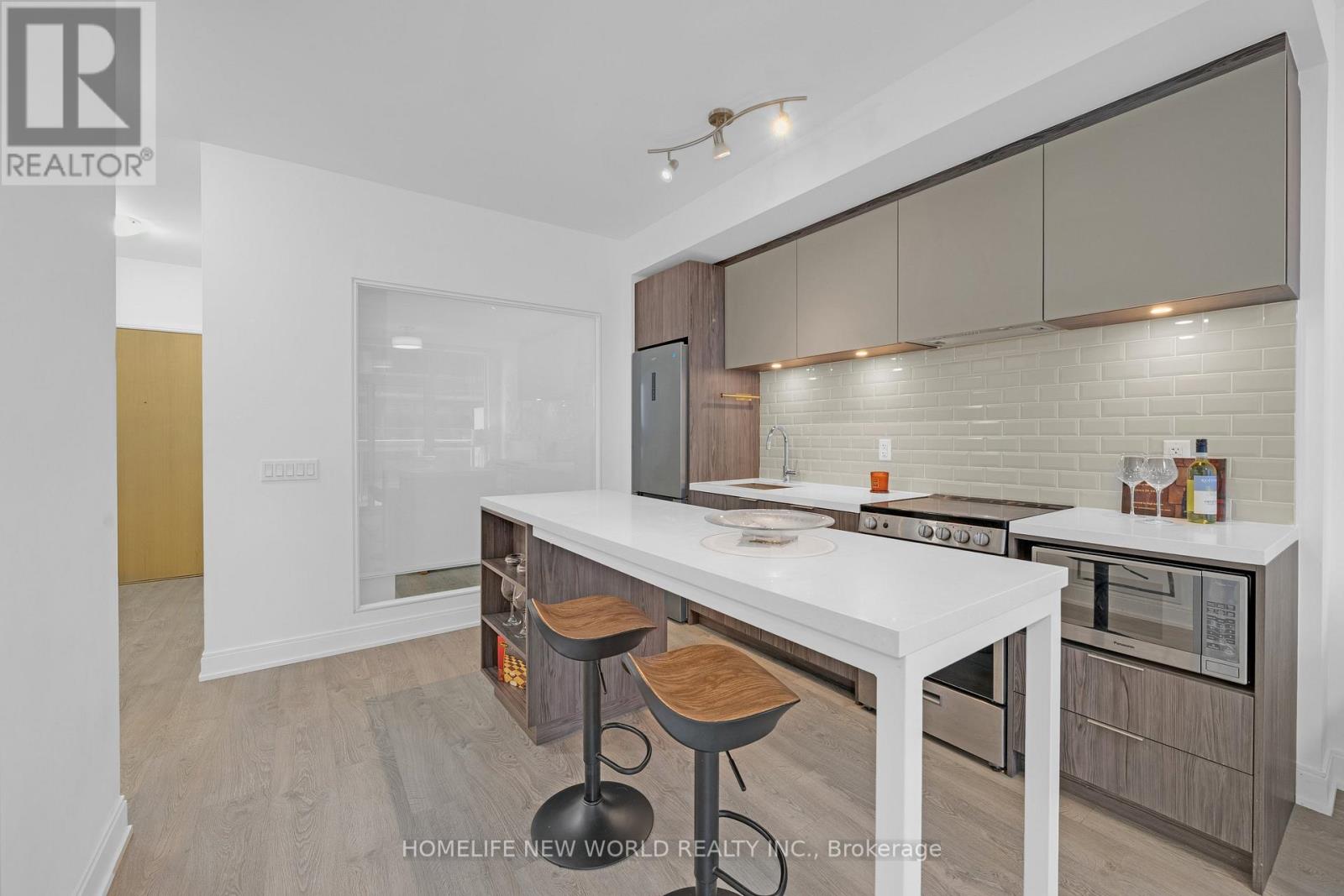 409 - 65 Annie Craig Drive, Toronto, Ontario  M8V 0G3 - Photo 7 - W12607898