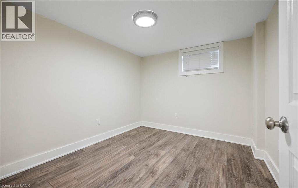 11 Rockwood Avenue, St. Catharines, Ontario  L2P 1E3 - Photo 37 - 40794830