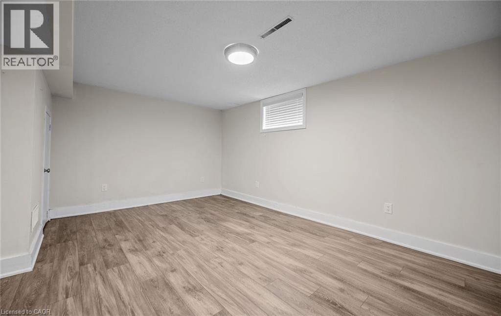 11 Rockwood Avenue, St. Catharines, Ontario  L2P 1E3 - Photo 31 - 40794830