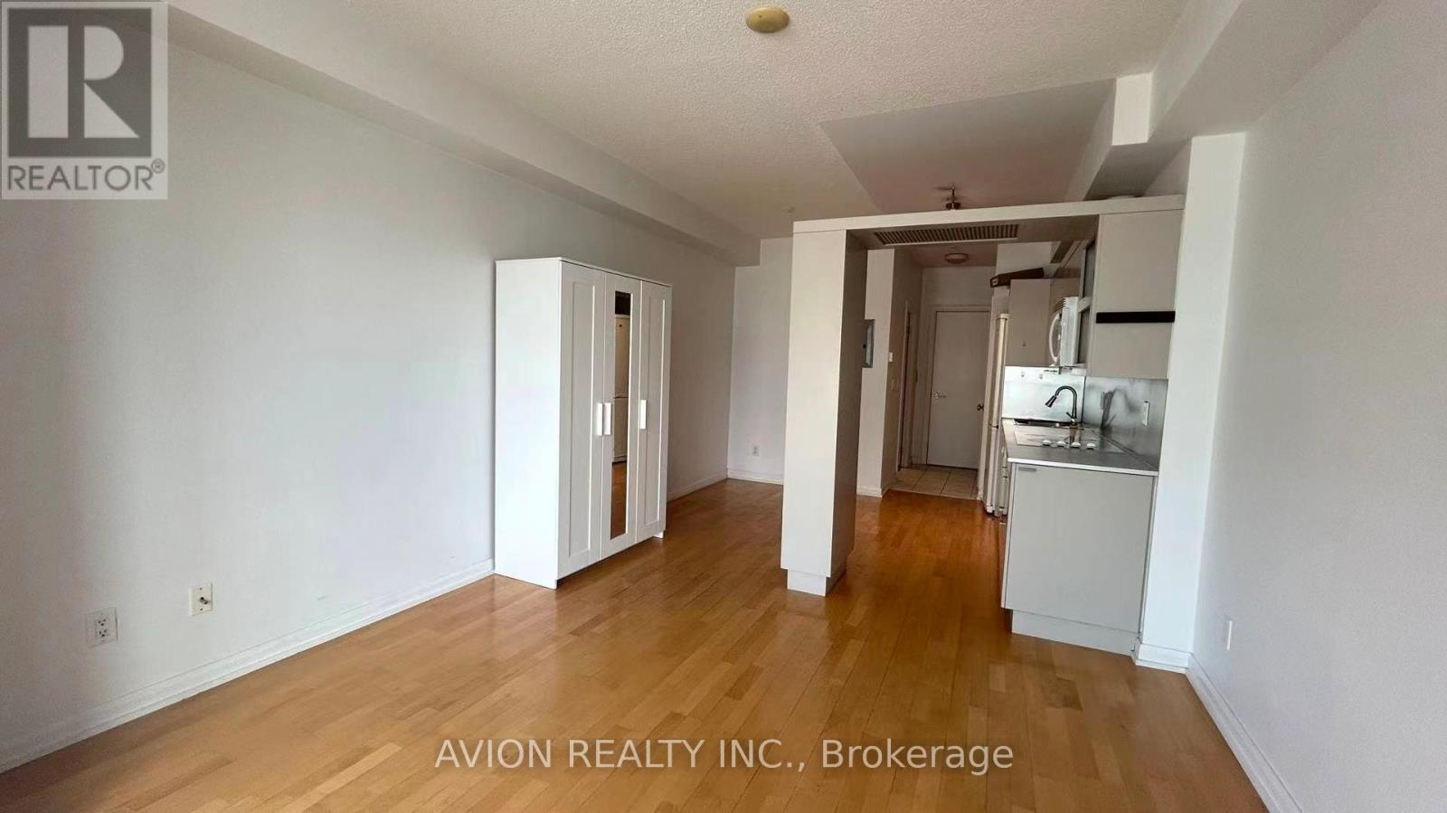 1629 - 111 Elizabeth Street, Toronto, Ontario M5G 1P7 - Photo 4 - C12933654