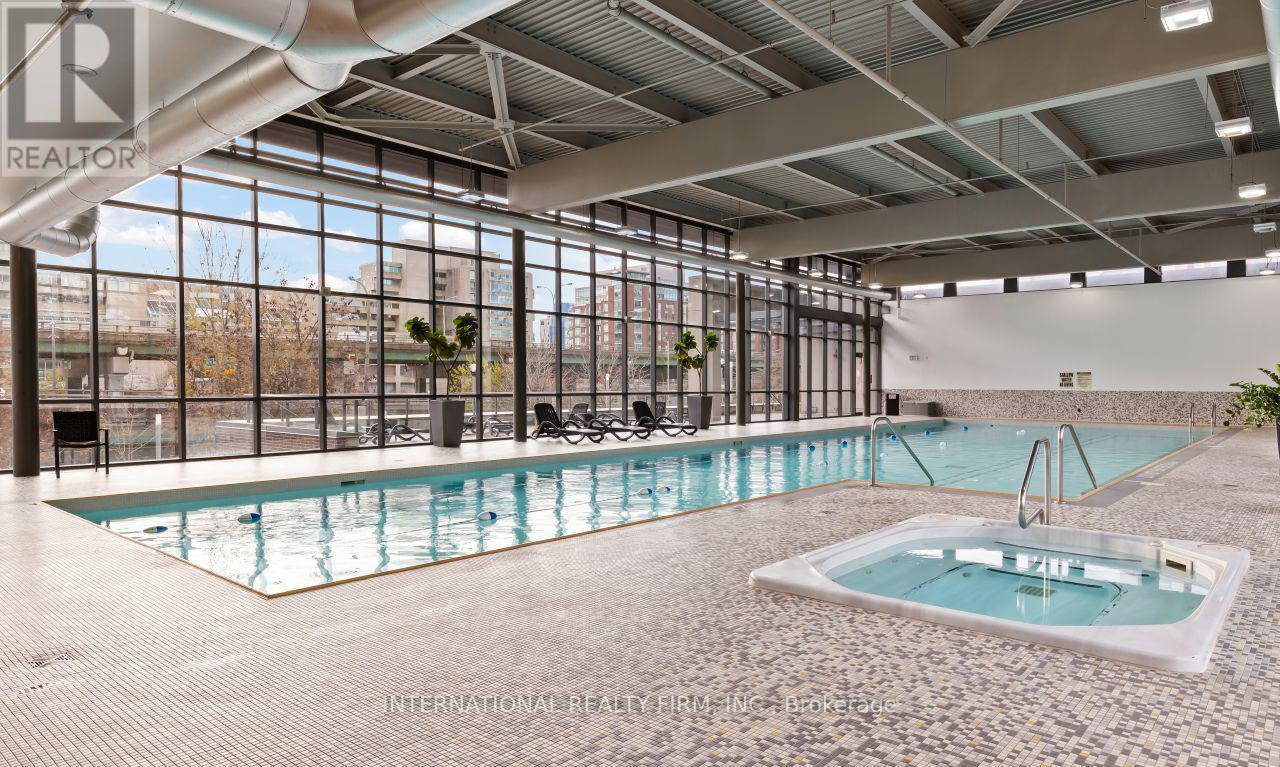 3006 - 15 Fort York Boulevard, Toronto, Ontario M5V 3Y4 - Photo 12 - C12933662