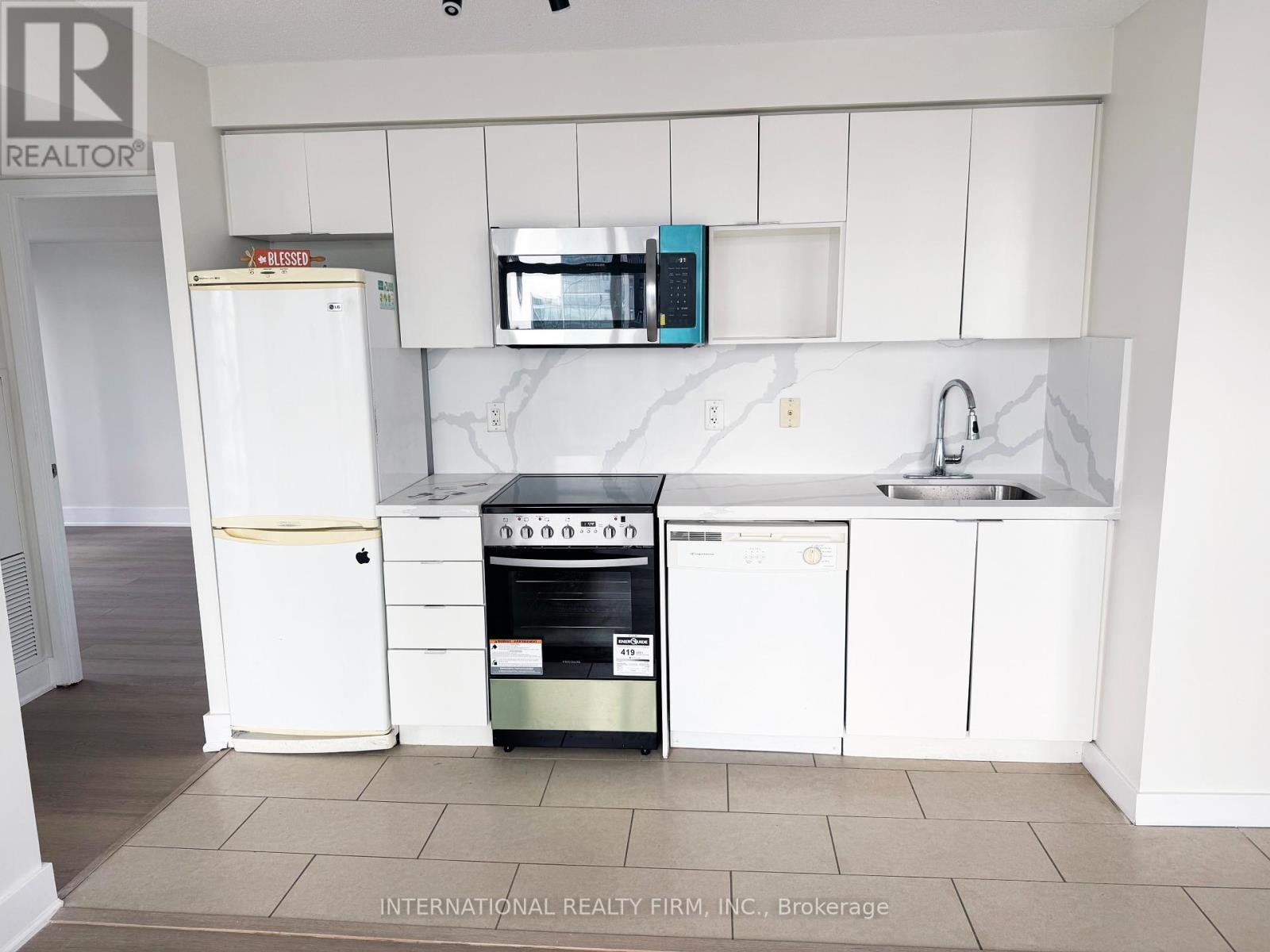 3006 - 15 Fort York Boulevard, Toronto, Ontario M5V 3Y4 - Photo 33 - C12933662