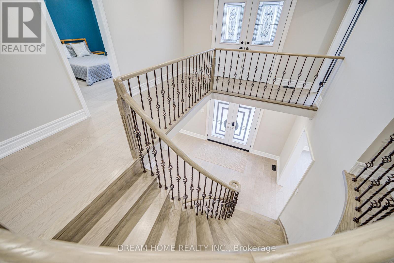 352 Kennedy Street W, Aurora, Ontario  L4G 5M4 - Photo 26 - N12933660