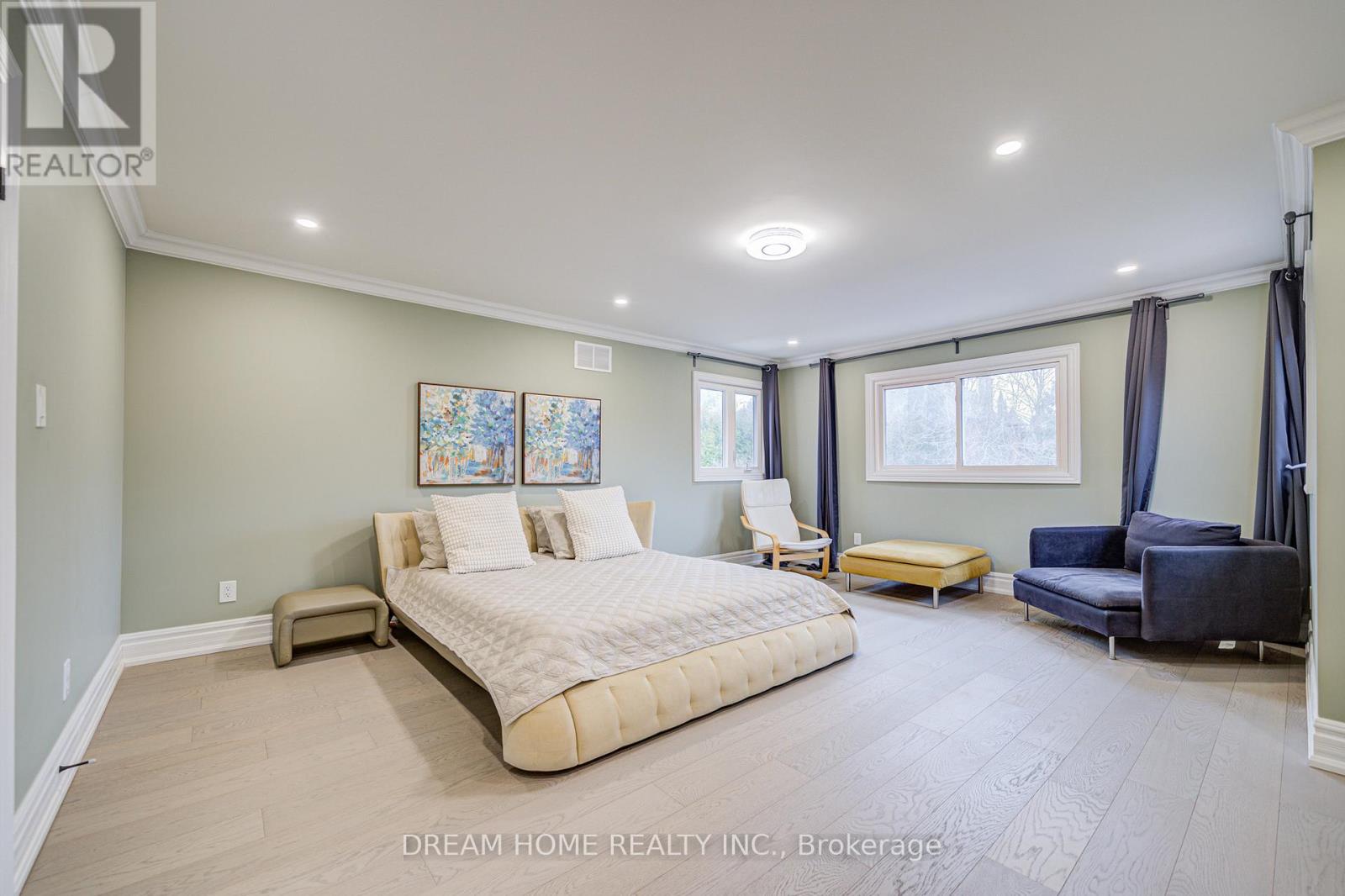 352 Kennedy Street W, Aurora, Ontario  L4G 5M4 - Photo 27 - N12933660