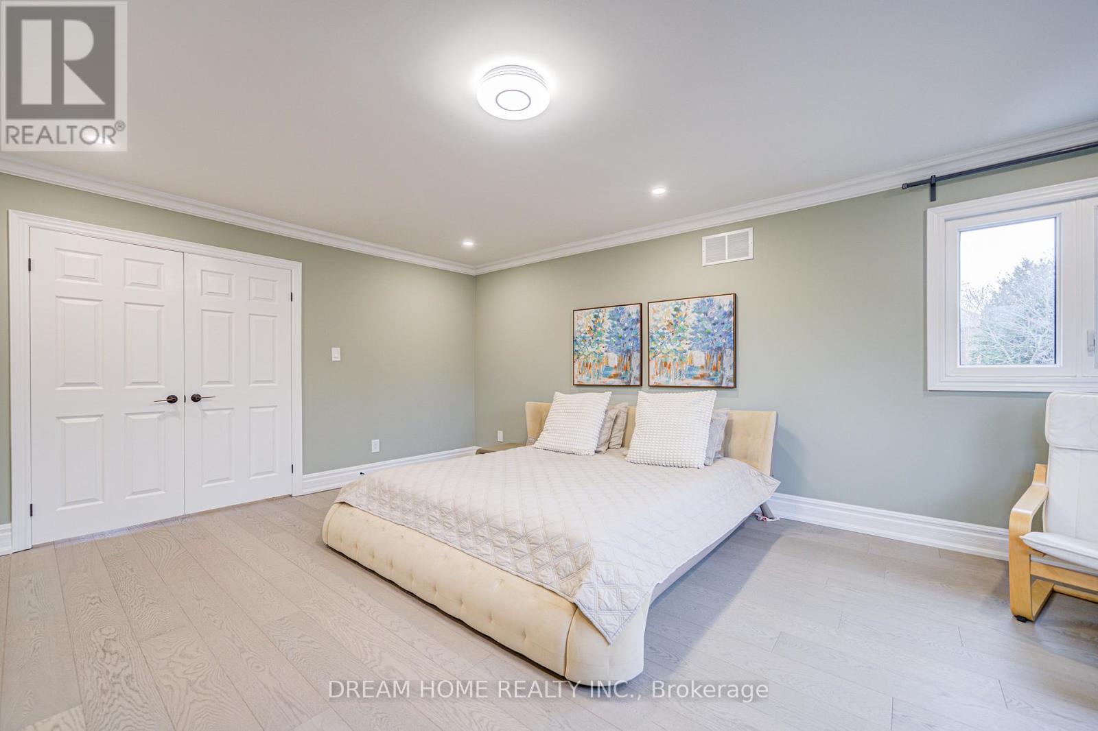 352 Kennedy Street W, Aurora, Ontario  L4G 5M4 - Photo 29 - N12933660