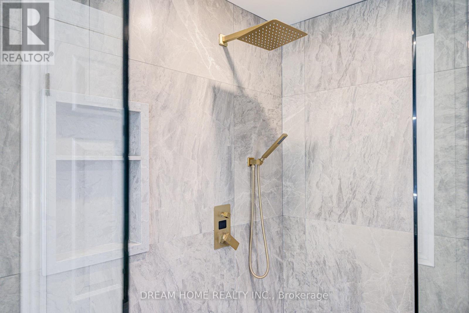 352 Kennedy Street W, Aurora, Ontario  L4G 5M4 - Photo 33 - N12933660