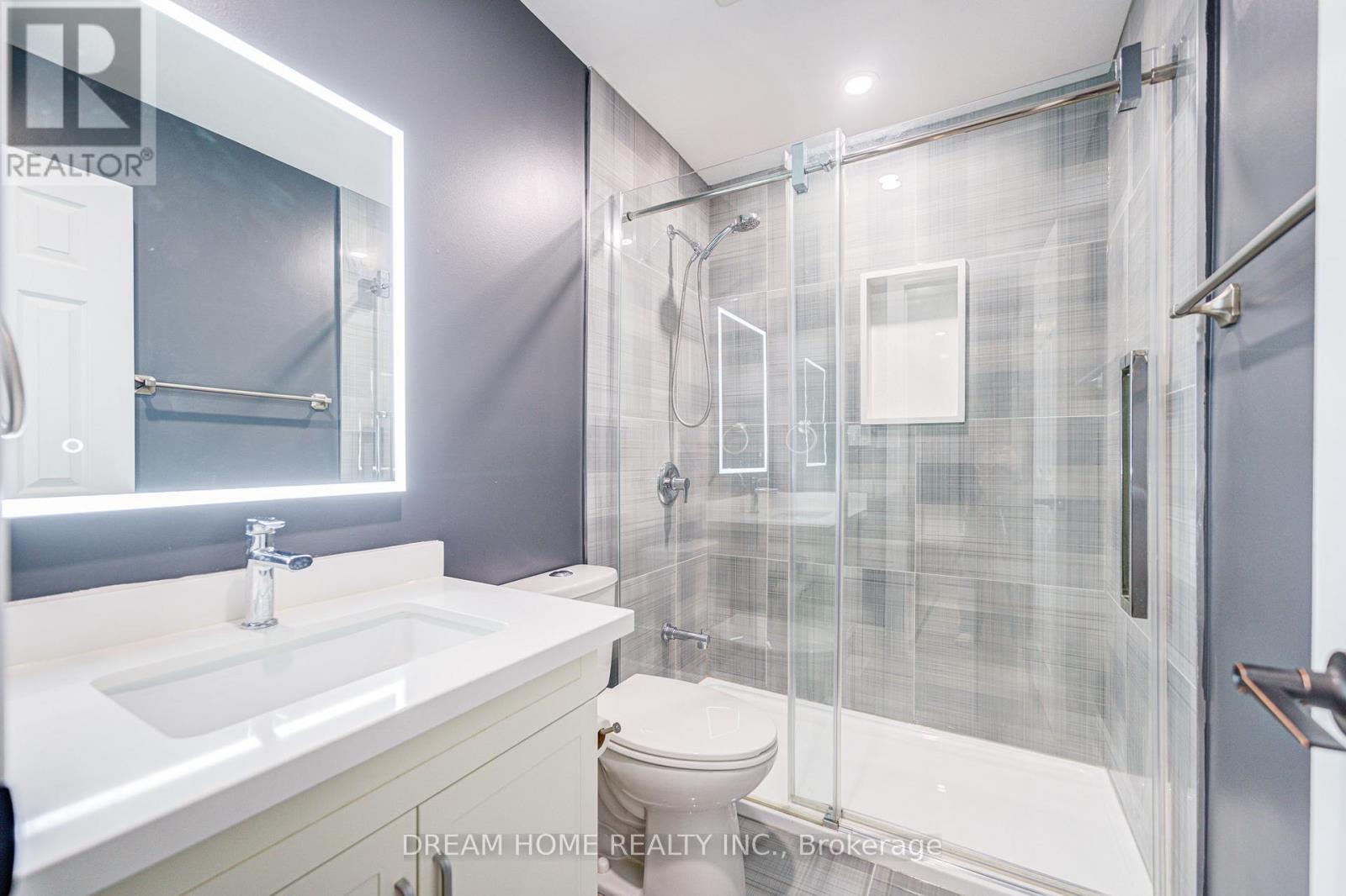 352 Kennedy Street W, Aurora, Ontario  L4G 5M4 - Photo 38 - N12933660