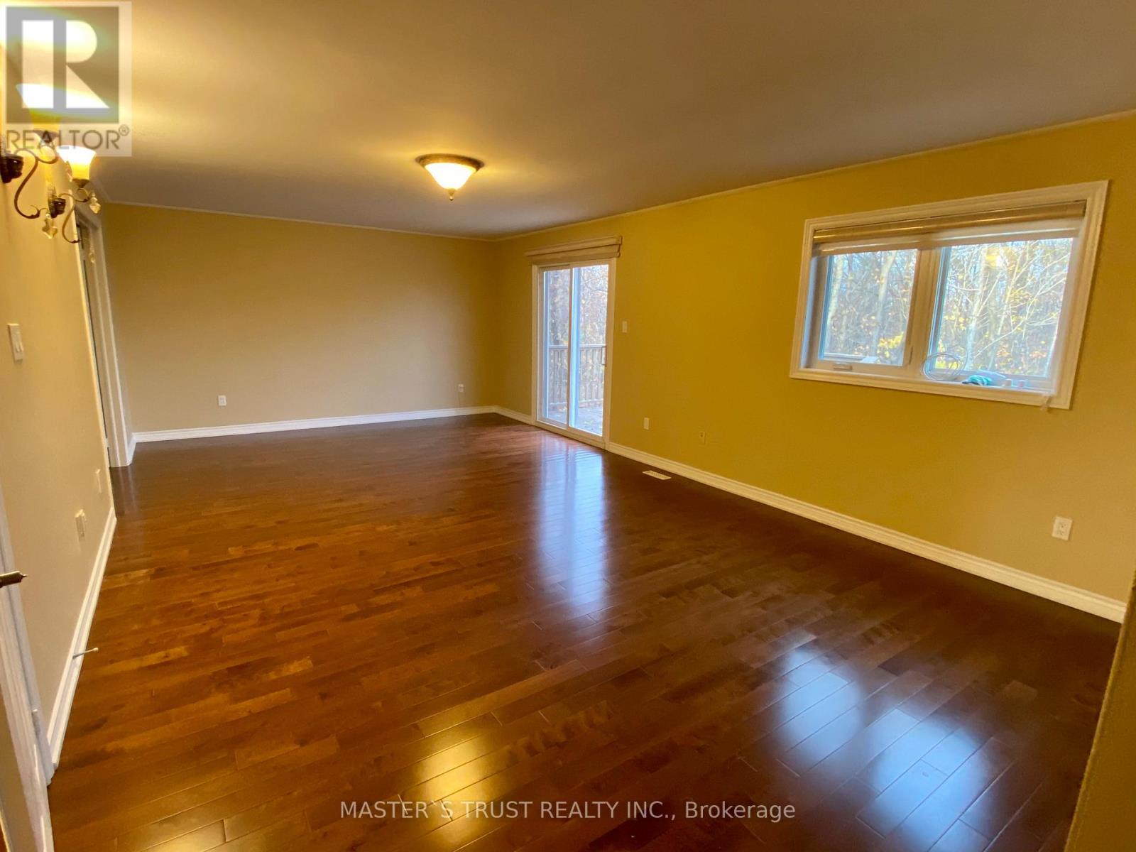 1715 Pilgrims Way, Oakville, Ontario L6M 2G5 - Photo 9 - W12933656