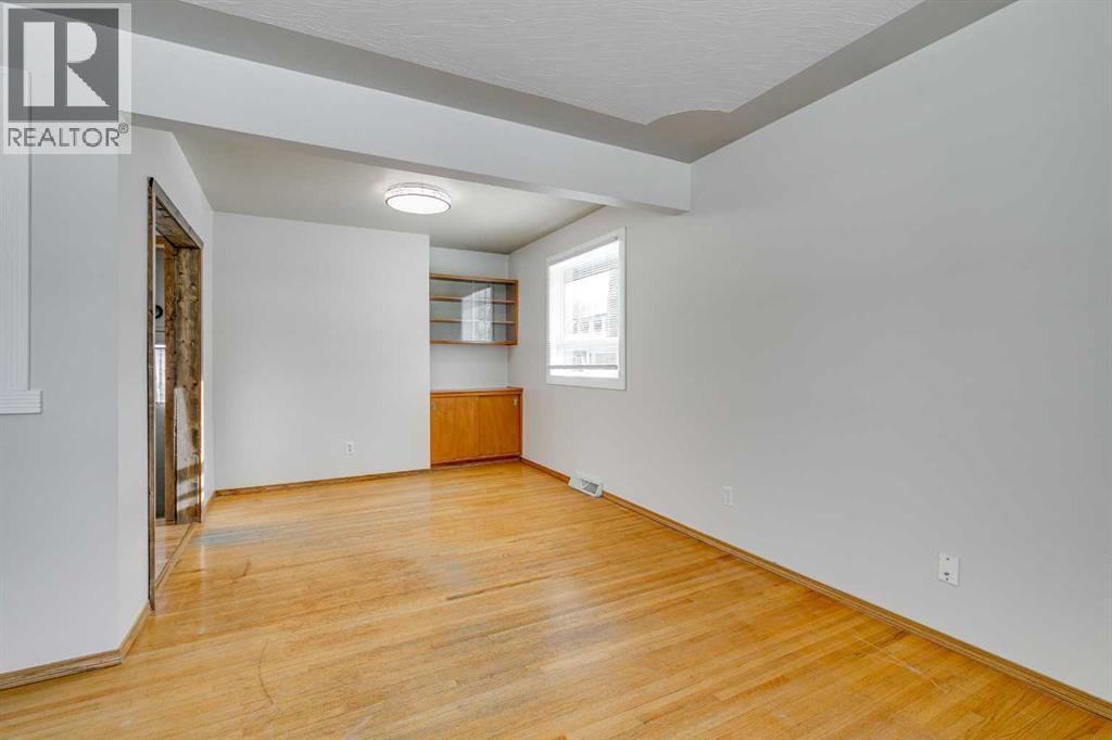 3328 45 Street Sw, Calgary, Alberta  T3E 3T9 - Photo 10 - A2294223