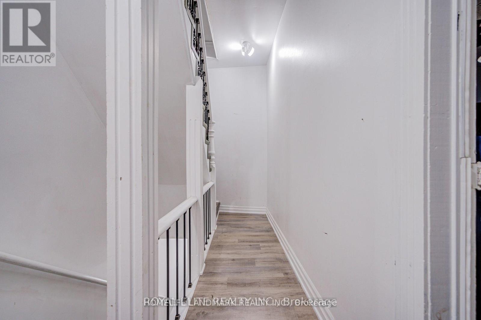 3rd Floor Apartment - 92 King Street W, Cobourg, Ontario  K9A 2M4 - Photo 9 - X12933666