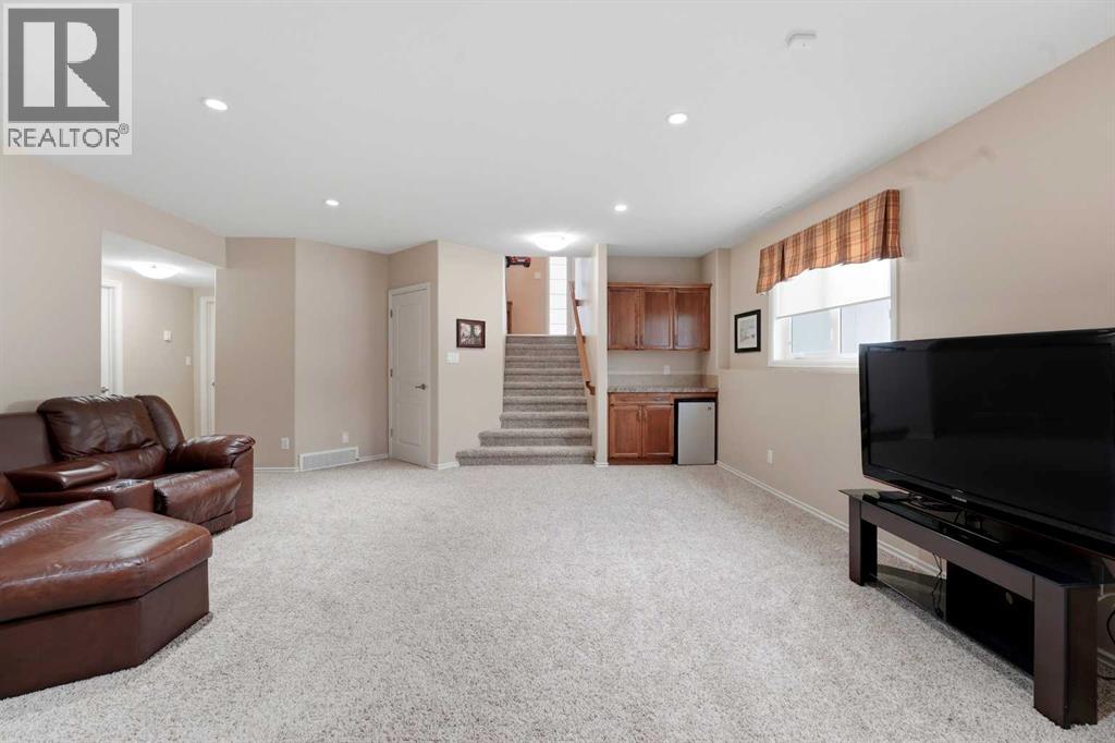 122 Sutherland Close, Red Deer, Alberta  T4R 0L5 - Photo 26 - A2295475