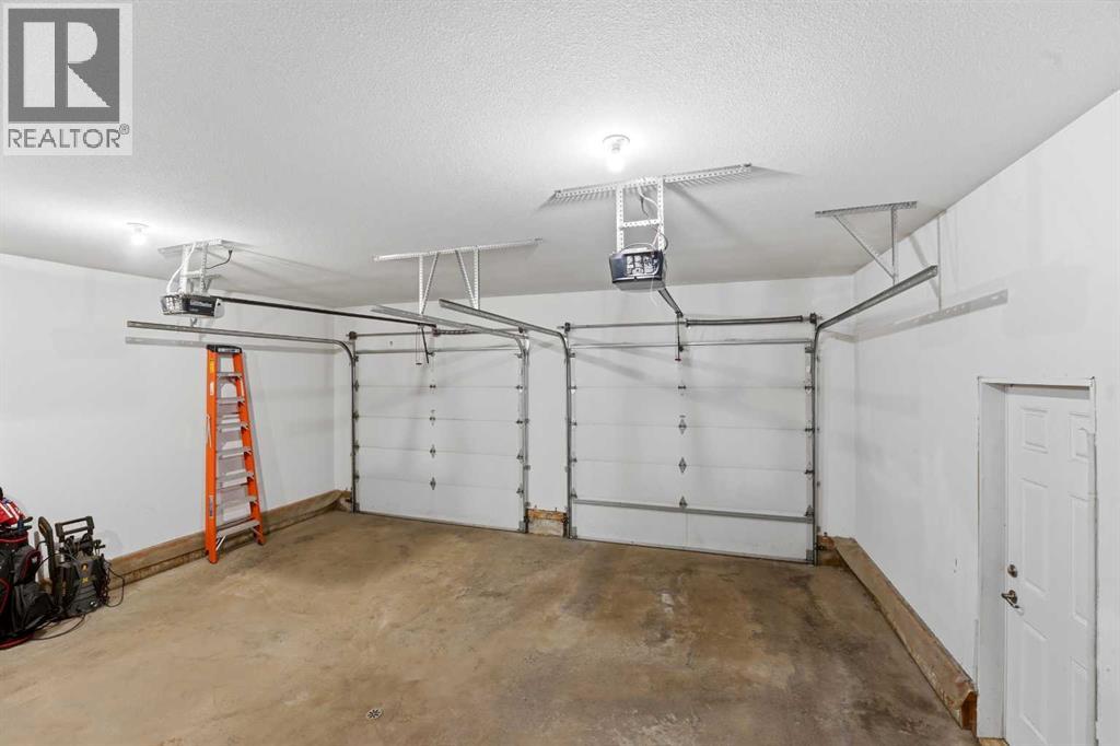 122 Sutherland Close, Red Deer, Alberta  T4R 0L5 - Photo 34 - A2295475