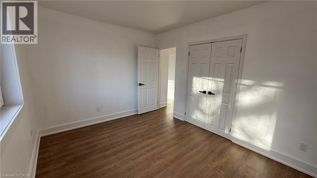 88 Longford Drive, Newmarket, Ontario  L3Y 2Y4 - Photo 3 - 40782237