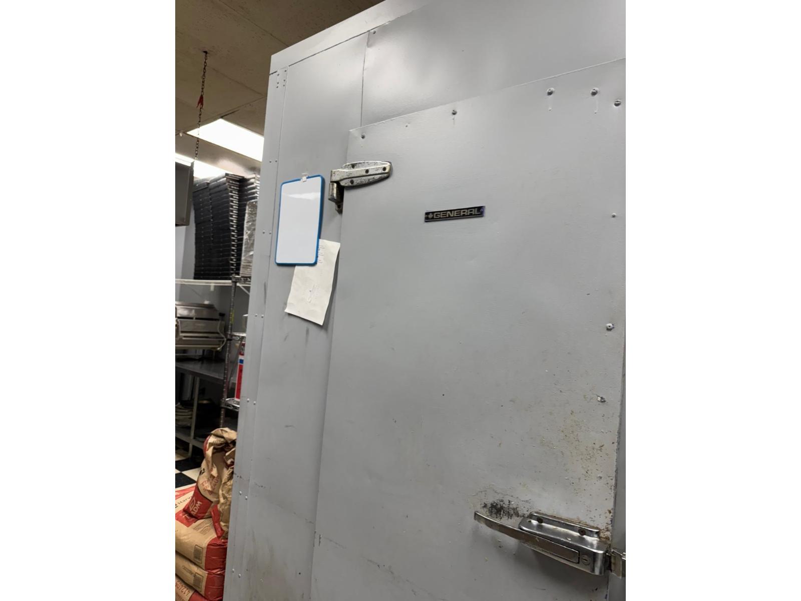 Unknown Address, ,    - Photo 11 - C8067383