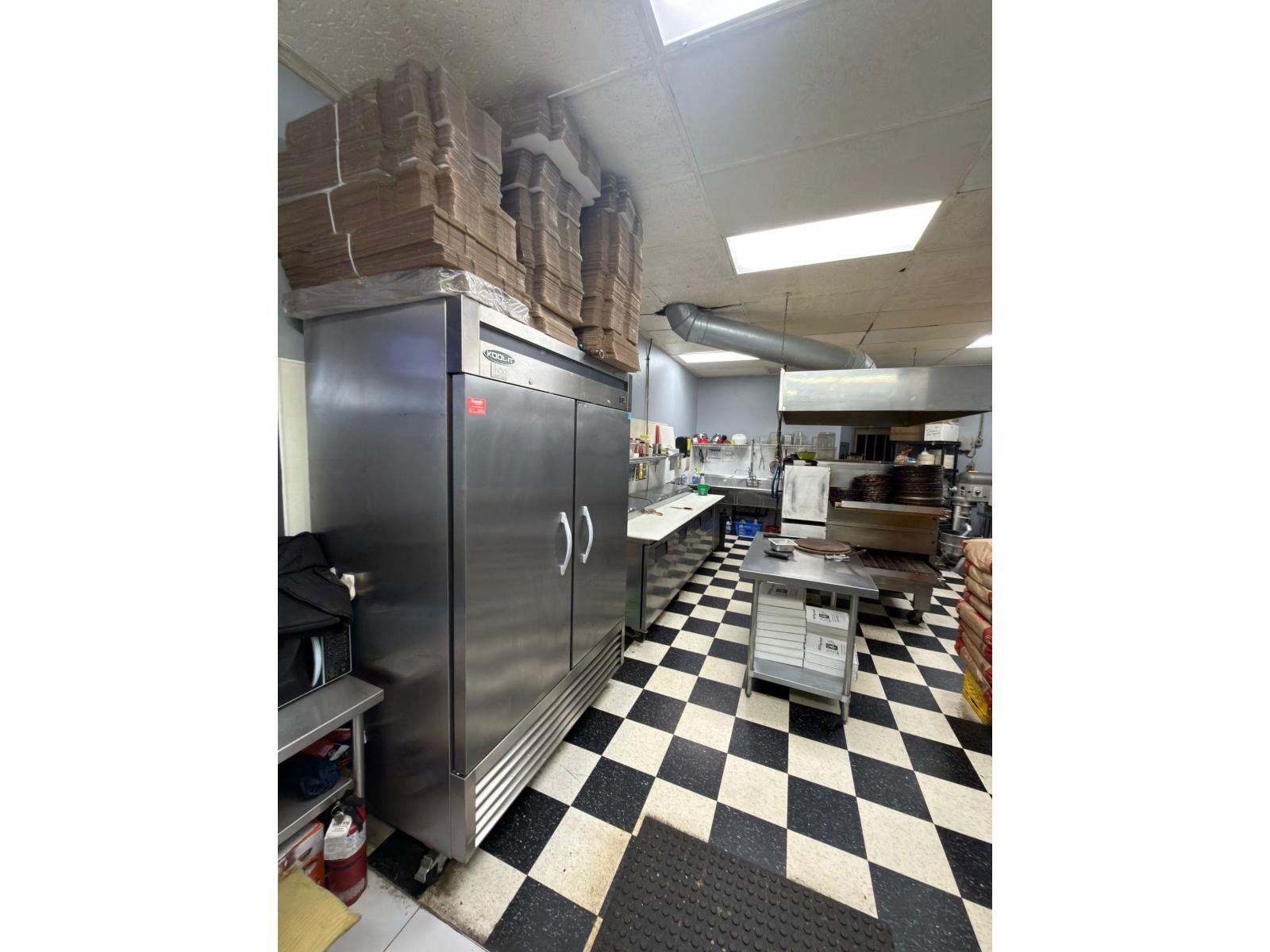 Unknown Address, ,    - Photo 15 - C8067383