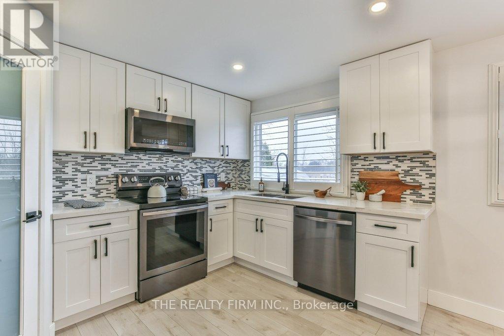 740 Notre Dame Drive, London South, Ontario  N6J 3B6 - Photo 17 - X12933670