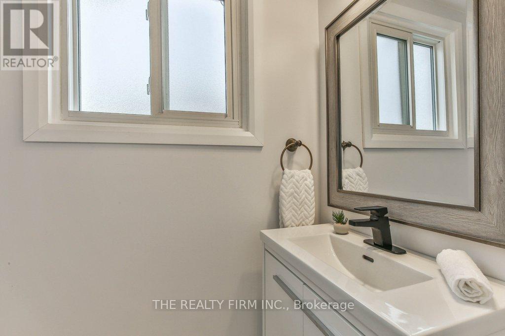 740 Notre Dame Drive, London South, Ontario  N6J 3B6 - Photo 24 - X12933670