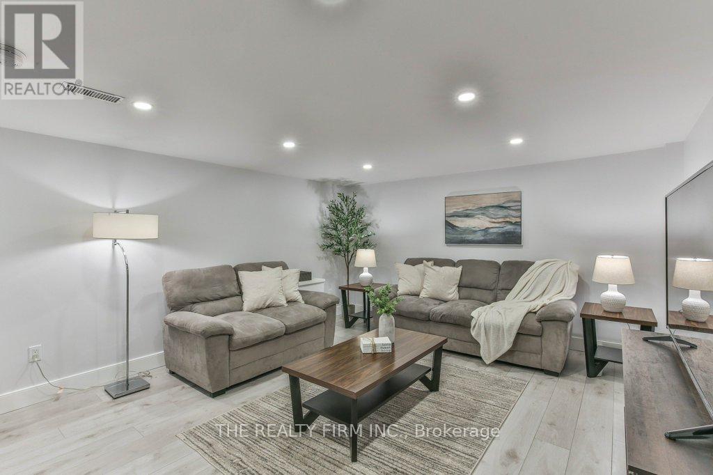 740 Notre Dame Drive, London South, Ontario  N6J 3B6 - Photo 36 - X12933670