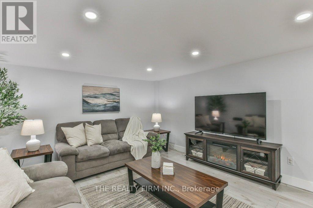 740 Notre Dame Drive, London South, Ontario  N6J 3B6 - Photo 39 - X12933670