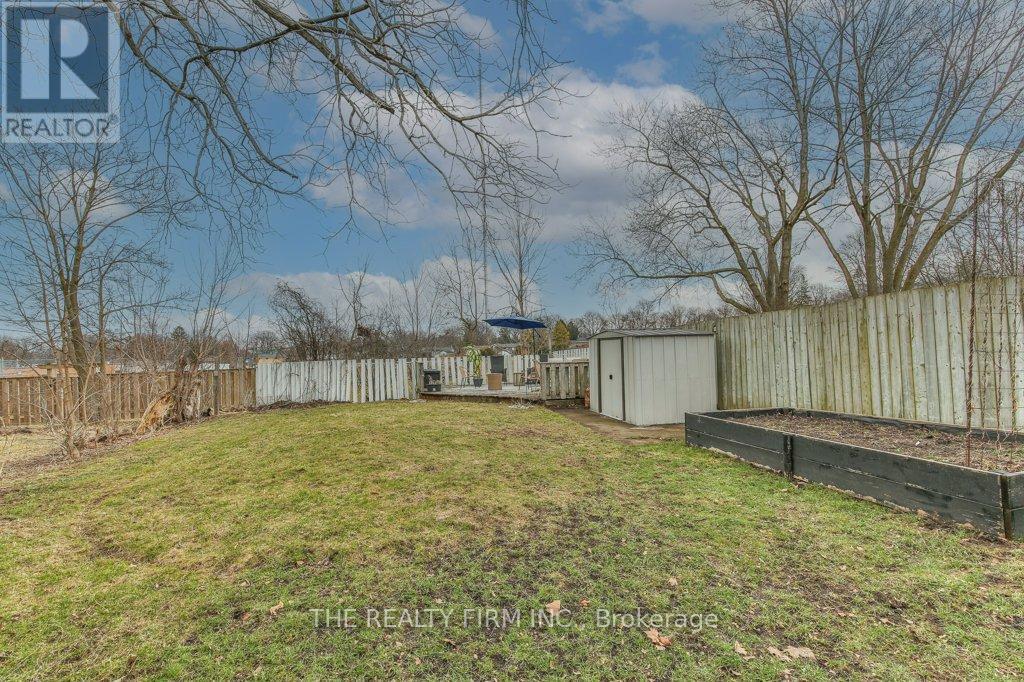 740 Notre Dame Drive, London South, Ontario  N6J 3B6 - Photo 44 - X12933670
