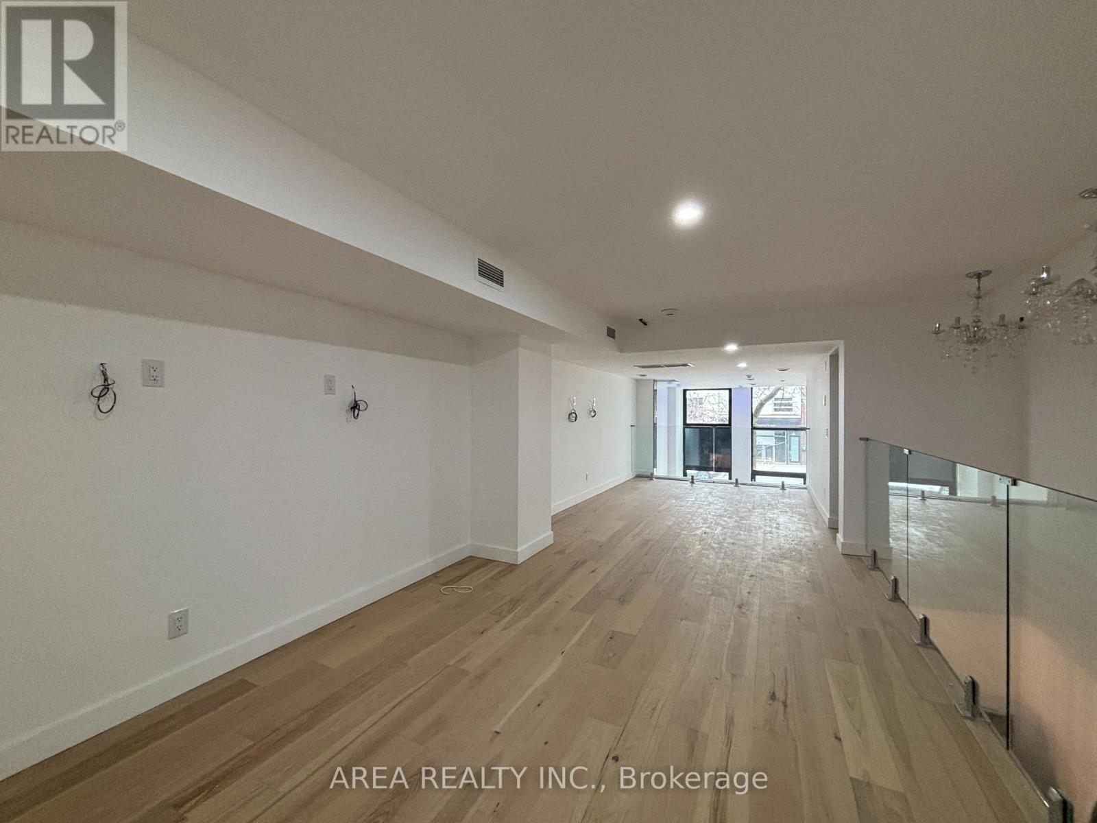 3429 Yonge Street, Toronto, Ontario  M4N 2N1 - Photo 4 - C12933692