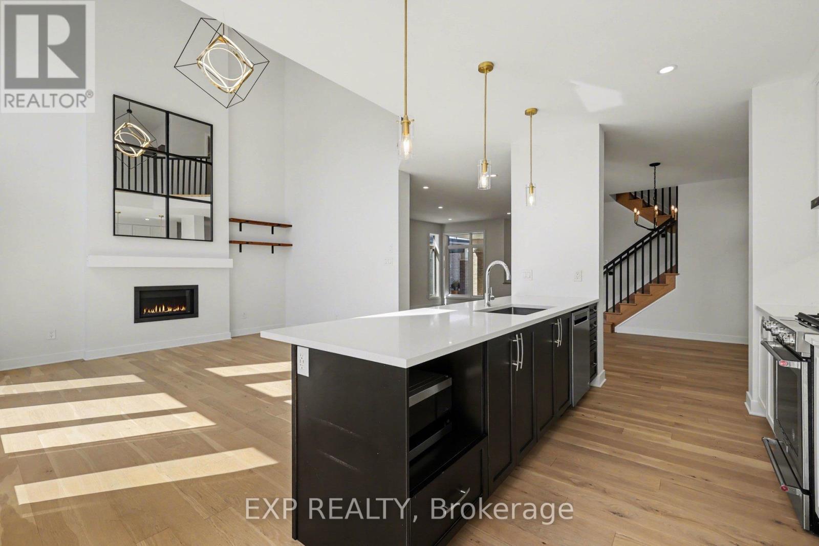 40 Baldcypress Way, Ottawa, Ontario  K2V 0L6 - Photo 22 - X12933672