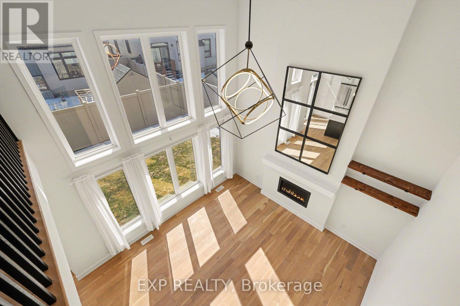 40 Baldcypress Way, Ottawa, Ontario  K2V 0L6 - Photo 37 - X12933672