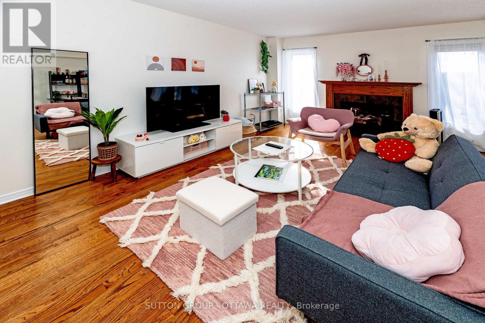 110 Chartley Private, Ottawa, Ontario  K1V 2J6 - Photo 11 - X12933678