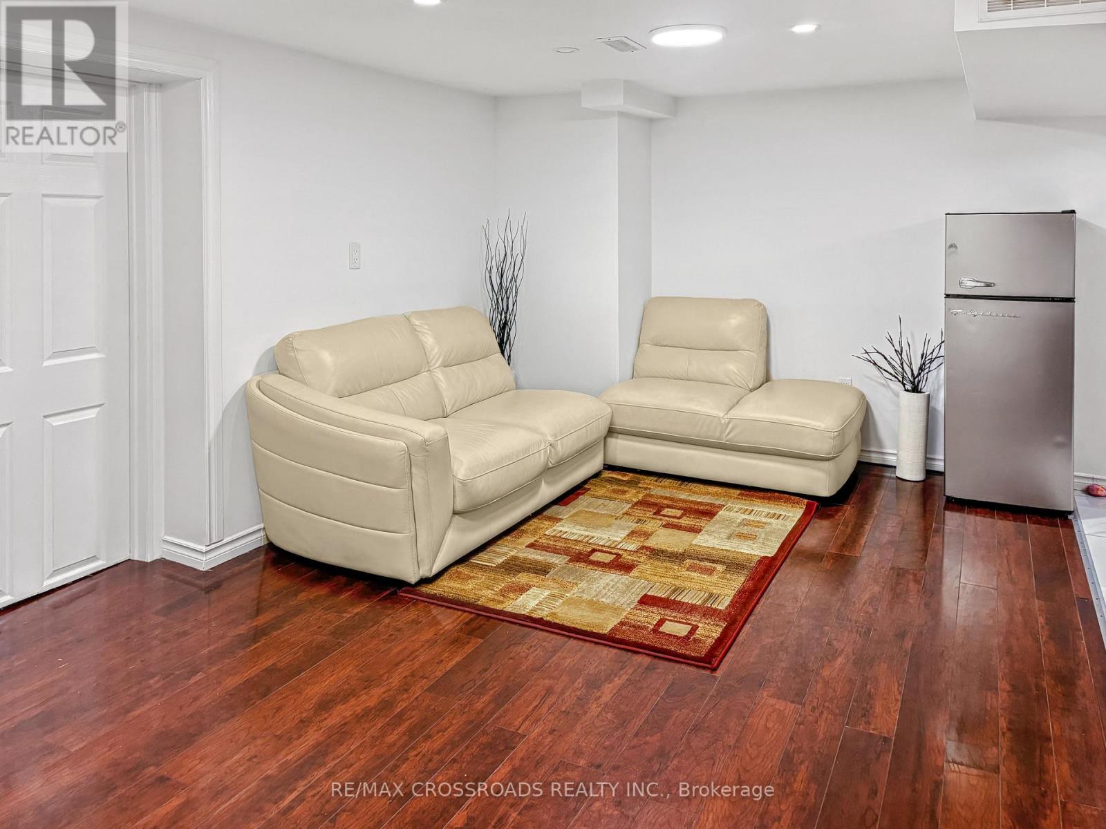 46 Ronway Crescent, Toronto, Ontario  M1J 2S2 - Photo 22 - E12933690