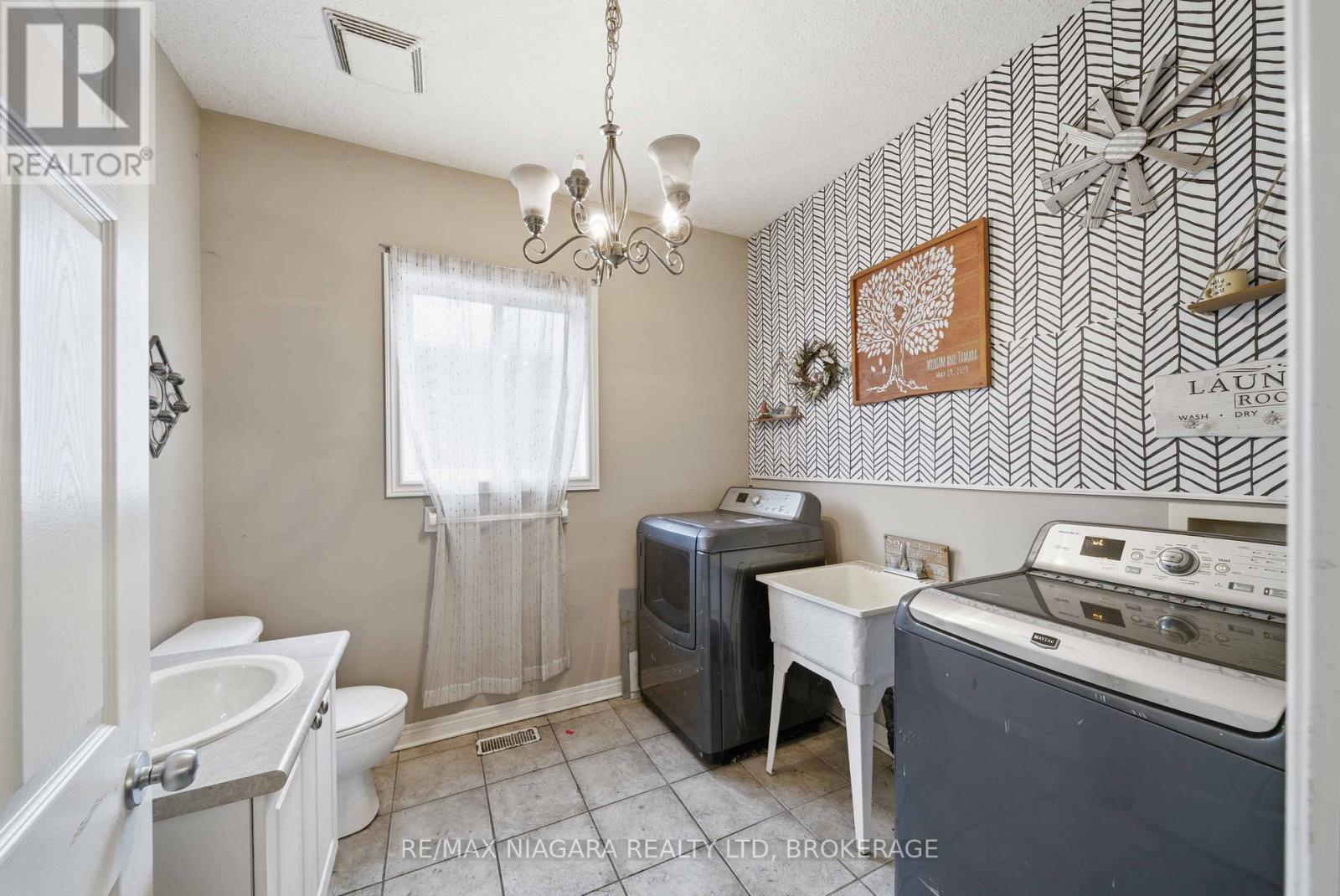 3645 Carver Street, Fort Erie, Ontario  L0S 1S0 - Photo 23 - X12933696