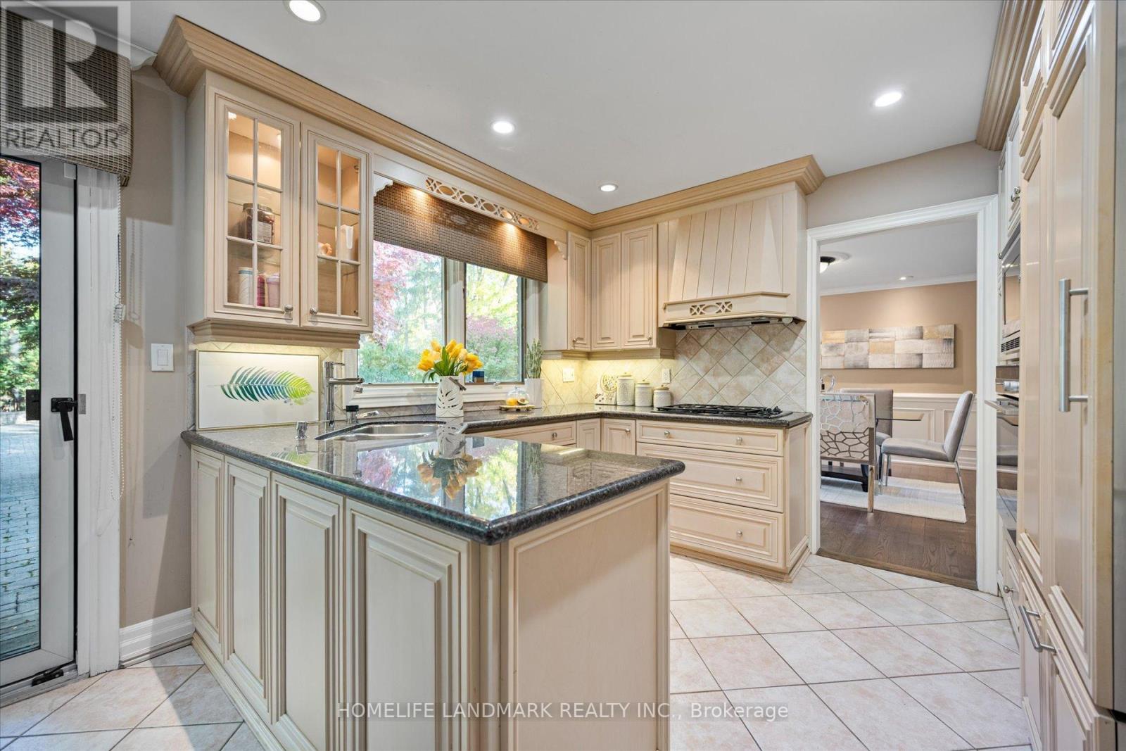 3 Old English Lane, Markham, Ontario  L3T 2T8 - Photo 12 - N12933676