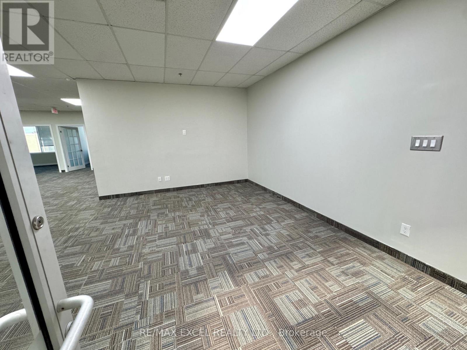 200 - 50 Acadia Avenue, Markham, Ontario  L3R 0B3 - Photo 7 - N12933682